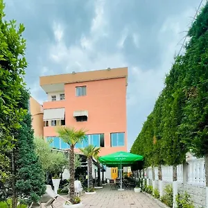 Bajovah & Restaurant Appartement Tirana