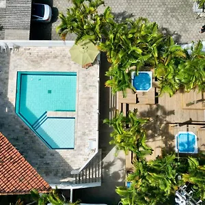 Hotel Canas Gold